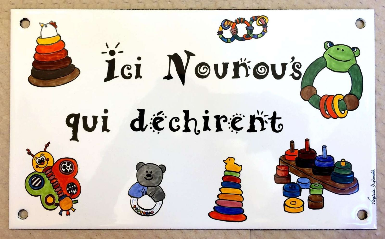 Plaque de maison en tôle émaillée personnalisée par des jouets pour une nounou